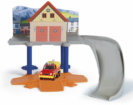 Маленький пожарный гараж и машинка из серии «Пожарный Сэм» 